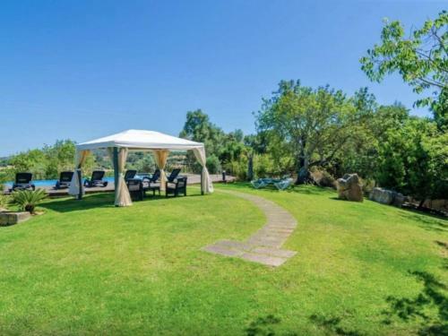 Luxury Villa In Manacor With Private Terrace And Garden