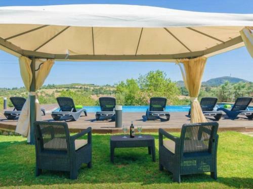 Luxury Villa In Manacor With Private Terrace And Garden