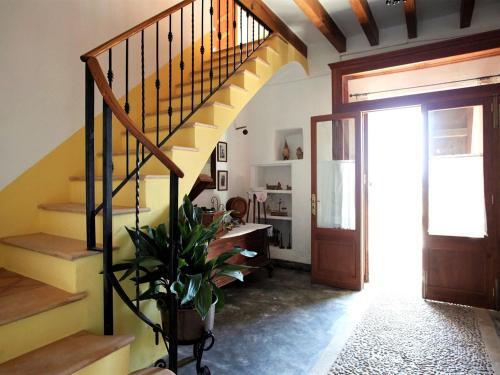 Luxury Villa In Manacor With Private Terrace And Garden