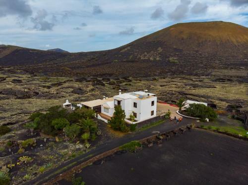 Mirador De Los Volcanes