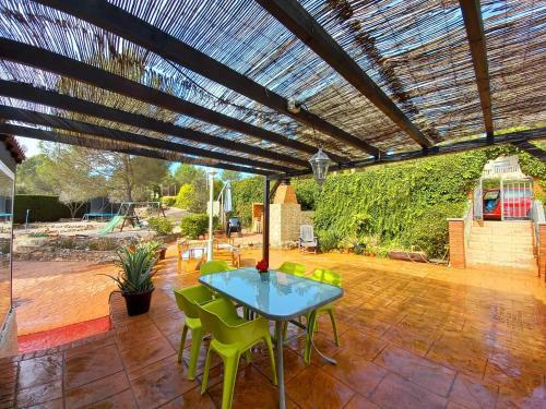 Abeleshome. Villa Con Piscina, Barbacoa Y Parque Infantil.