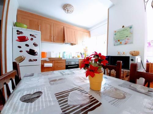 Abeleshome. Villa Con Piscina, Barbacoa Y Parque Infantil.