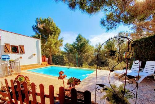 Abeleshome. Villa Con Piscina, Barbacoa Y Parque Infantil.