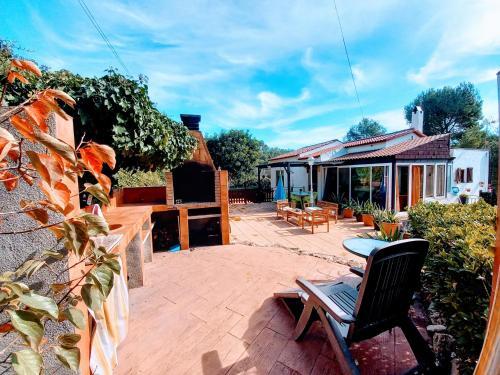 Abeleshome Villa Con Piscina, Barbacoa Y Parque Infantil.