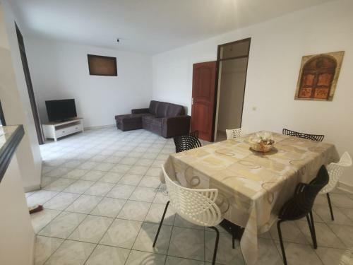 Maison Tout Confort A La Campagne