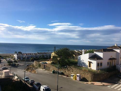 Apartamento Con Vistas Al Mar En Manilva Playa