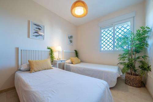 Apartamento Con Vistas Al Mar En Manilva Playa