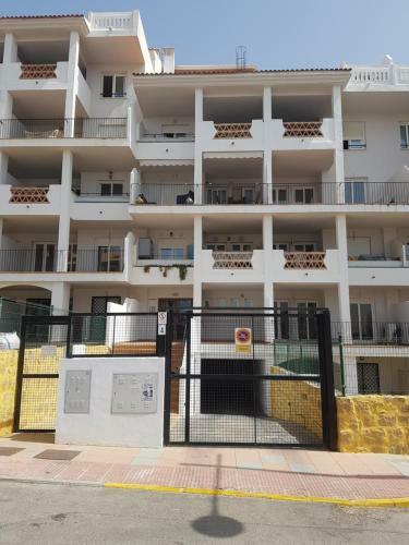 Apartamento Con Vistas Al Mar En Manilva Playa