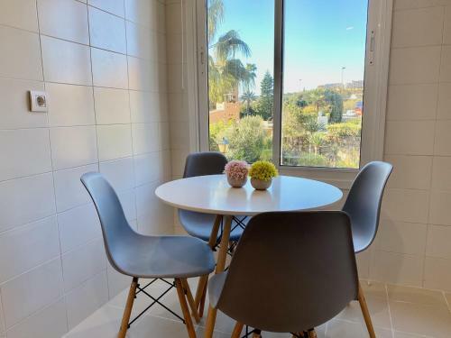 Apartamento Los Granados De La Duquesa