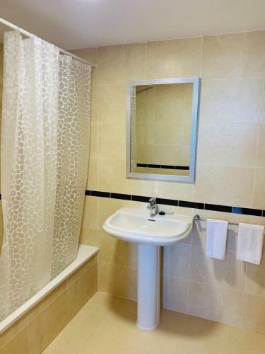 Amphora Beach 2 Bed Apartment