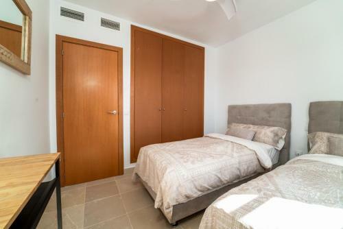 Luxury 3 Bed Towhouse Near Sotogrande With Views