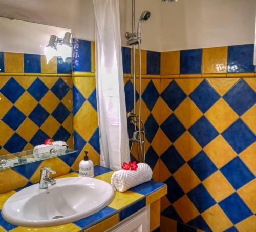 Villa De Charme Avec Piscine