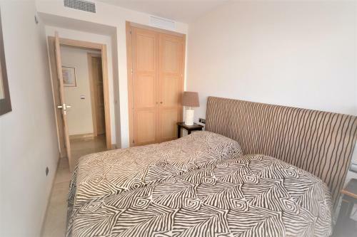 Apartamento Marina Castillo 1011