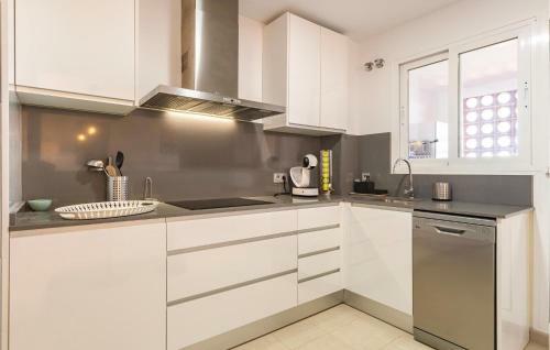 Beautiful Apartment In Manilva With 2 Bedrooms