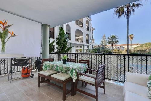 Apartamento Marina De La Duquesa 805