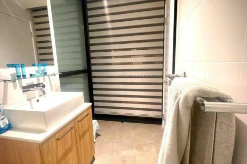 Apartamento Enjoy A Little Luxury In Adelaide Cbd - Perfect!