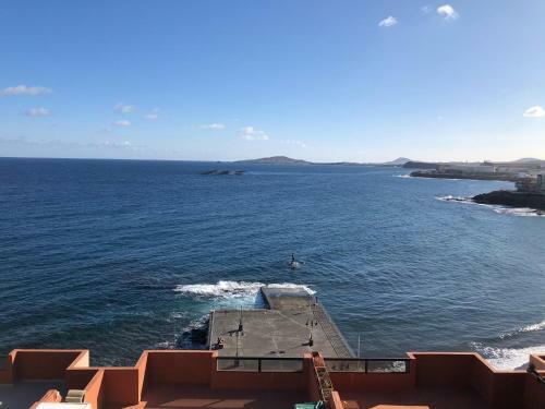 Apartamento Con Preciosas Vistas Al Mar