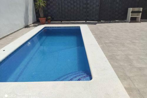 Apartamentos Nayda Gran Casa Con Piscina