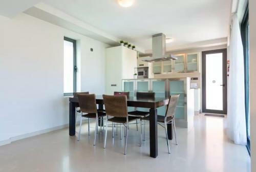 Beautiful Modern Villa In 5? Golf Resort