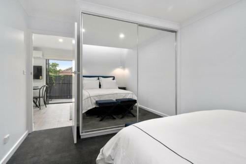 A Grade Above The Rest - Luxurious Central Apartment