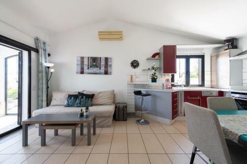 Best Location Bungalow Playa Del Ingles Private Terrace Pool