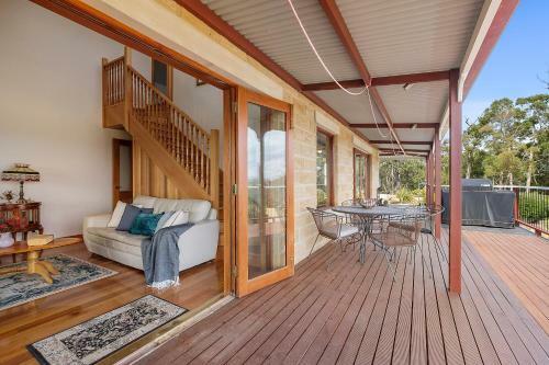 Manfield Country Bruny Island