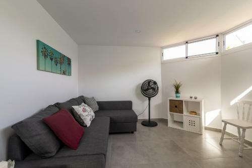 Los Melocotones Maspalomas Private Access Garden Pool