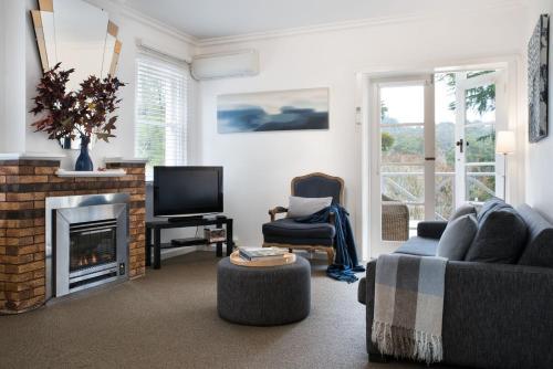 Lake Daylesford Apartment 2 Spa