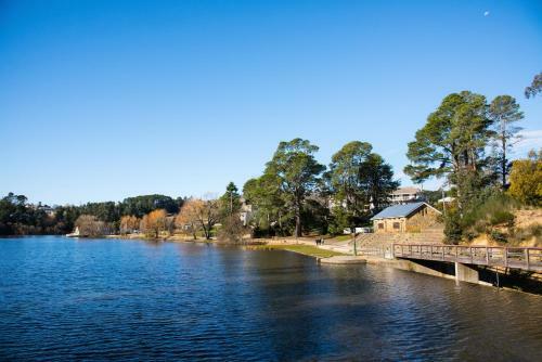 Lake Daylesford Apartment 2 Spa