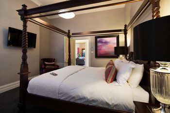 Hostal The Dudley Boutique Hotel