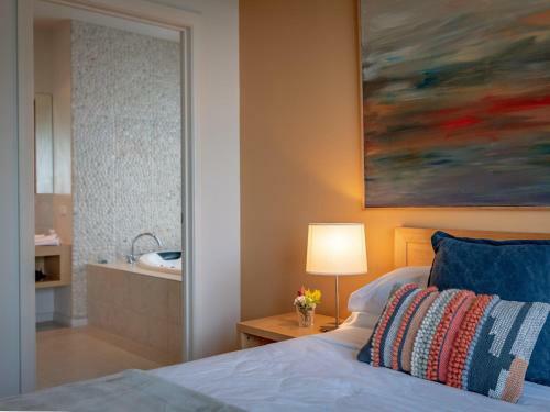Queensberry Springs Villas 1