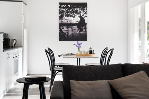 Lake Daylesford Apartment Penthouse
