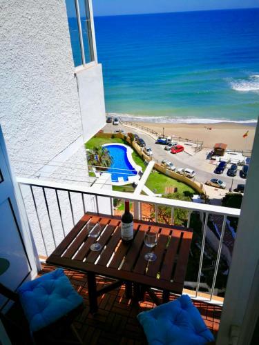 Aamazing Apartment ! On The Beach With Pool Close To Everything