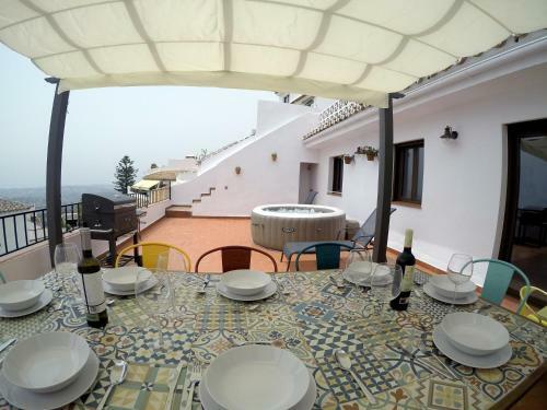 Casa Fuente Del Algarrobo