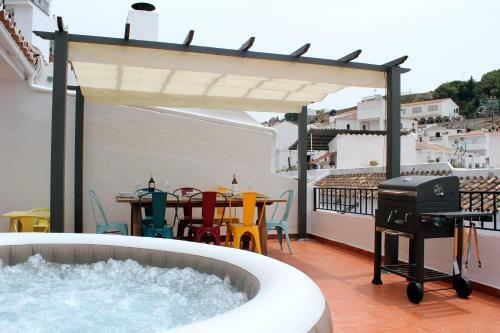 Casa Fuente Del Algarrobo
