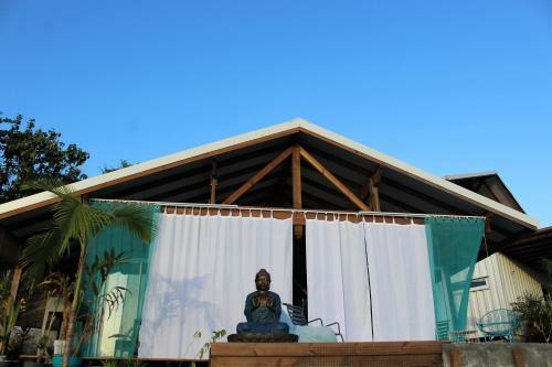 Buddha Bleu
