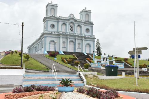 Haut De Villa Dans Son �crin De Verdure