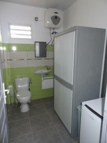 Haut De Villa Dans Son �crin De Verdure