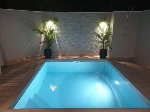 Mars Et Venus Location - Piscine Priv�e Et Chauff�e