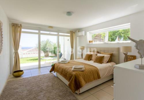 41-villa Casablanca With Stunning Views In Mijas!