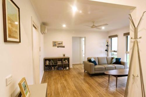 Ocean Loft - Oceanview ~pet Friendly ~ Free Wifi