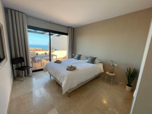 New Luxurious Apartment With Sea And Sunrise View