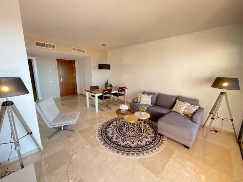 New Luxurious Apartment With Sea And Sunrise View