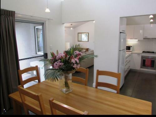 Moore Park Apartments