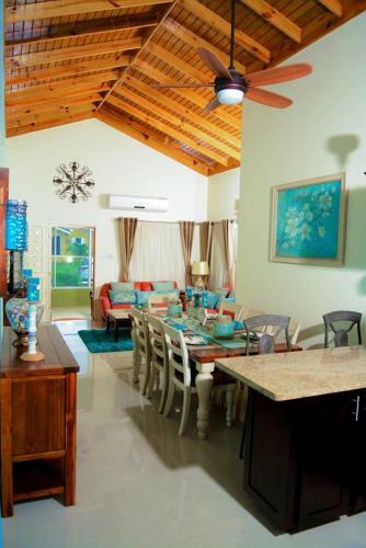 Luxurious Island Escape Near Ocho Rios