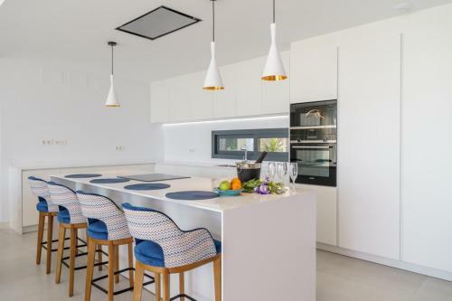 Villa Ct 123 - Caboroyale I