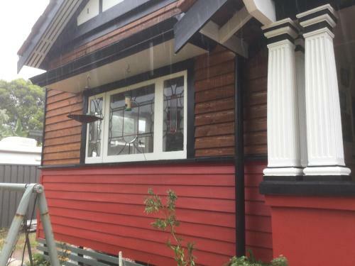 Hostal Character 1940s Property