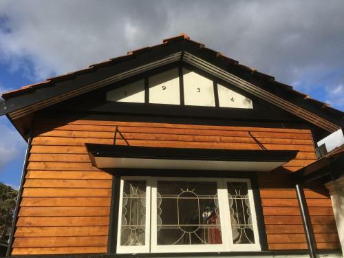 Hostal Character 1940s Property