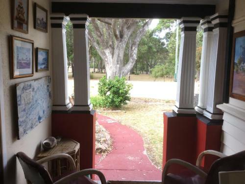 Hostal Character 1940s Property