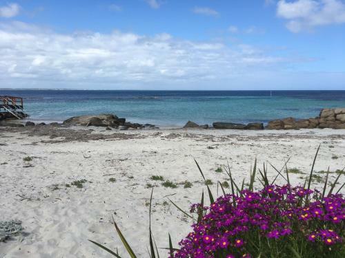 Hostal Character 1940s Property